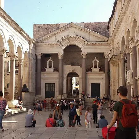 アパート Celebration *